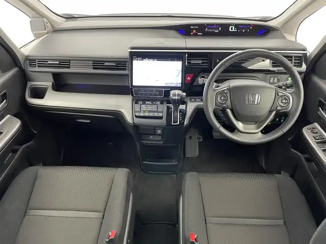 ホンダ ステップワゴン スパーダ ホンダセンシング 埼玉県 2020(令2)年 3万km プラチナホワイトパール 純正１０インチナビ　フリップダウンモニター　バックカメラ　ビルトインＥＴＣ２．０　両側パワースライドドア　　レーダークルーズコントロール　パドルシフト　ドラレコ　純正アルミ　ＬＥＤライト　地デジフルセグTV スマートキー　オートライト