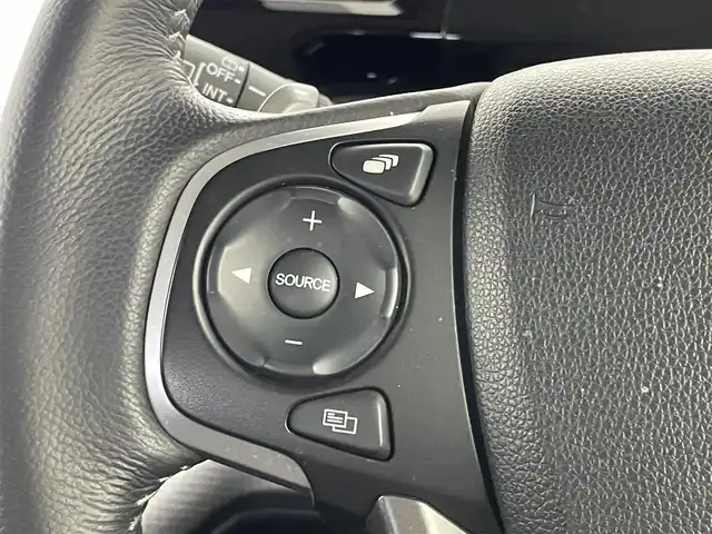 ホンダ ステップワゴン スパーダ ホンダセンシング 埼玉県 2020(令2)年 3万km プラチナホワイトパール 純正１０インチナビ　フリップダウンモニター　バックカメラ　ビルトインＥＴＣ２．０　両側パワースライドドア　　レーダークルーズコントロール　パドルシフト　ドラレコ　純正アルミ　ＬＥＤライト　地デジフルセグTV スマートキー　オートライト