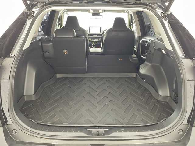 トヨタ ＲＡＶ４ アドベンチャー オフロードPKG 兵庫県 2021(令3)年 6.9万km アティチュードブラックマイカ ・純正9インチディスプレイナビ&TV&USB&BT&Miracast/・バックカメラ/・ETC2.0/・トヨタセーフティセンス/・プリクラッシュセーフティ/・ブラインドスポットモニター/・レーントレーシングアシスト/・リヤクロストラフィックアラート/・パーキングサポートブレーキ/・ロードサインアシスト/・クリアランスソナー/・オートハイビーム/・レーダークルーズコントロール/・オートライト/・パワーバックドア/・合皮シート/・運転席パワーシート/・運転席・助手席シートヒーター/・運転席・助手席エアシート/・シートベンチレーション/・ステアリングヒーター/・電子パーキング/・オートホールド/・デジタルインナーミラー/・LEDライト/・フォグライト/・横滑り防止装置/・スマートキー/・スペアキー/・プッシュスタート/・保証書/・取扱説明書