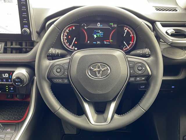 トヨタ ＲＡＶ４ アドベンチャー オフロードPKG 兵庫県 2021(令3)年 6.9万km アティチュードブラックマイカ ・純正9インチディスプレイナビ&TV&USB&BT&Miracast/・バックカメラ/・ETC2.0/・トヨタセーフティセンス/・プリクラッシュセーフティ/・ブラインドスポットモニター/・レーントレーシングアシスト/・リヤクロストラフィックアラート/・パーキングサポートブレーキ/・ロードサインアシスト/・クリアランスソナー/・オートハイビーム/・レーダークルーズコントロール/・オートライト/・パワーバックドア/・合皮シート/・運転席パワーシート/・運転席・助手席シートヒーター/・運転席・助手席エアシート/・シートベンチレーション/・ステアリングヒーター/・電子パーキング/・オートホールド/・デジタルインナーミラー/・LEDライト/・フォグライト/・横滑り防止装置/・スマートキー/・スペアキー/・プッシュスタート/・保証書/・取扱説明書