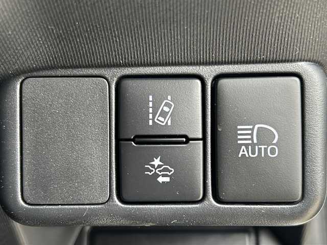トヨタ アクア G ブラックソフトレザーセレ 静岡県 2019(平31)年 3.9万km ホワイトパールクリスタルシャイン 純正ナビ/・バックカメラ/・Bluetooth/・CD/・フルセグTV/・SD/・ステアリングスイッチ/主要装備/・プッシュスタート/・ETC車載器/・衝突被害軽減システム/・レーンキープアシスト/・オートマチックハイビーム/・ハーフレザーシート/・前後ソナー/・クルーズコントロール/・LEDヘッドライト/・純正フロアマット/・ドアバイザー/・スマートキー/・スペアキー/・ECOモード/・EVモード/・革巻ハンドル