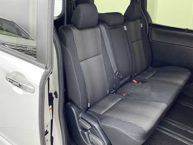 トヨタ ヴォクシー ZS 煌Ⅱ 宮城県 2019(令1)年 6.9万km ホワイトパールクリスタルシャイン ワンオーナー/トヨタセーフティーセンス/・クルーズコントロール/・プリクラッシュセーフティ/・レーンディパーチャーアラート/・先行車発進告知/アルパインフリップダウンモニター/アルパイン11インチナビ/・フルセグTV/・BT.CD/DVD.HDMI.USB/バックカメラ/両側パワースライドドア/LEDヘッドライト/LEDフォグライト/ビルトインETC/革巻きステアリング/ステアリングスイッチ/プッシュスタート/スマートキー/アイドリングストップ/純正16インチアルミホイール/ドアバイザー