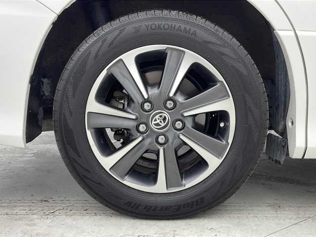 トヨタ ヴォクシー ZS 煌Ⅱ 宮城県 2019(令1)年 6.9万km ホワイトパールクリスタルシャイン ワンオーナー/トヨタセーフティーセンス/・クルーズコントロール/・プリクラッシュセーフティ/・レーンディパーチャーアラート/・先行車発進告知/アルパインフリップダウンモニター/アルパイン11インチナビ/・フルセグTV/・BT.CD/DVD.HDMI.USB/バックカメラ/両側パワースライドドア/LEDヘッドライト/LEDフォグライト/ビルトインETC/革巻きステアリング/ステアリングスイッチ/プッシュスタート/スマートキー/アイドリングストップ/純正16インチアルミホイール/ドアバイザー
