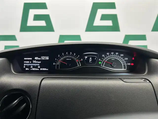 ホンダ Ｎ ＢＯＸ カスタム L 鹿児島県 2021(令3)年 1.8万km プラチナホワイトパール 禁煙車/ETC/前方ドラレコ/社外ナビ/（フルセグTV/AM・FM/BT/CD・DVD/USB/MSV）/ホンダセンシング/・衝突軽減ブレーキ/・先行車発進お知らせ機能/・路外逸脱抑制機能/・アダクティブクルーズコントロール/・車線維持支援システム/・オートハイビーム/・誤発進抑制機能/純正ラバーマット/純正14インチAW/シートカバー/ロール式サンシェード/後席テーブル/ヘッドライトレベライザー/ステアリングリモコン/電格ミラー/プッシュスタート/スマートキー