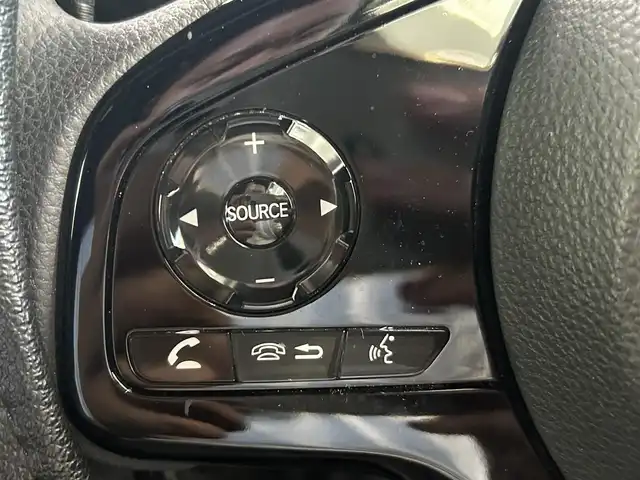 ホンダ Ｎ ＢＯＸ カスタム L 鹿児島県 2021(令3)年 1.8万km プラチナホワイトパール 禁煙車/ETC/前方ドラレコ/社外ナビ/（フルセグTV/AM・FM/BT/CD・DVD/USB/MSV）/ホンダセンシング/・衝突軽減ブレーキ/・先行車発進お知らせ機能/・路外逸脱抑制機能/・アダクティブクルーズコントロール/・車線維持支援システム/・オートハイビーム/・誤発進抑制機能/純正ラバーマット/純正14インチAW/シートカバー/ロール式サンシェード/後席テーブル/ヘッドライトレベライザー/ステアリングリモコン/電格ミラー/プッシュスタート/スマートキー