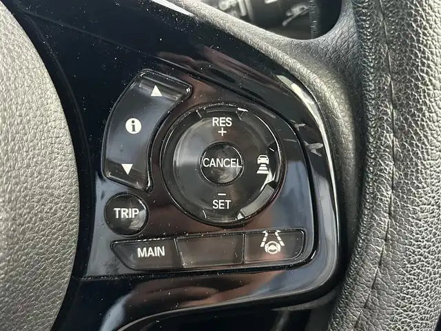 ホンダ Ｎ ＢＯＸ カスタム L 鹿児島県 2021(令3)年 1.8万km プラチナホワイトパール 禁煙車/ETC/前方ドラレコ/社外ナビ/（フルセグTV/AM・FM/BT/CD・DVD/USB/MSV）/ホンダセンシング/・衝突軽減ブレーキ/・先行車発進お知らせ機能/・路外逸脱抑制機能/・アダクティブクルーズコントロール/・車線維持支援システム/・オートハイビーム/・誤発進抑制機能/純正ラバーマット/純正14インチAW/シートカバー/ロール式サンシェード/後席テーブル/ヘッドライトレベライザー/ステアリングリモコン/電格ミラー/プッシュスタート/スマートキー