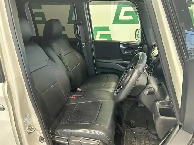 ホンダ Ｎ ＢＯＸ カスタム L 鹿児島県 2021(令3)年 1.8万km プラチナホワイトパール 禁煙車/ETC/前方ドラレコ/社外ナビ/（フルセグTV/AM・FM/BT/CD・DVD/USB/MSV）/ホンダセンシング/・衝突軽減ブレーキ/・先行車発進お知らせ機能/・路外逸脱抑制機能/・アダクティブクルーズコントロール/・車線維持支援システム/・オートハイビーム/・誤発進抑制機能/純正ラバーマット/純正14インチAW/シートカバー/ロール式サンシェード/後席テーブル/ヘッドライトレベライザー/ステアリングリモコン/電格ミラー/プッシュスタート/スマートキー