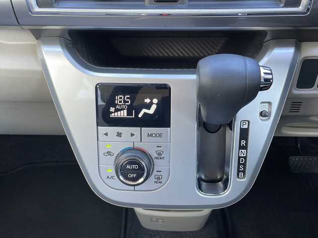 ダイハツ キャスト スタイル G SAⅢ 山口県 2020(令2)年 4.2万km ダークエメラルドマイカ 社外メモリナビ【MDV-D407BT】/・ワンセグTV/・CD/DVD/・Bluetooth/・AM/FM/・SD/・iPod/・SMART USEN/バックカメラ/前後ドライブレコーダー/ETC/スマートアシストIII/・衝突回避支援ブレーキ/・衝突警報機能/・車線逸脱警報/・誤発進抑制制御/・先行車発進お知らせ機能/・オートマチックハイビーム/スマートキー(スペア有)/プッシュスタート/LEDヘッドライト/フォグランプ/オートライト/ドアバイザー/電動格納ミラー/安全装備/・ABS/・トラクションコントロール/・EBD/・盗難防止システム/・VSC