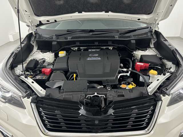 スバル フォレスター ハイブリッド アドバンス 愛知県 2020(令2)年 3.8万km クリスタルホワイトP 禁煙車/純正8インチナビ/（CD/DVD/Bluetooth/フルセグTV)/バックカメラ/衝突軽減ブレーキ/レーンキープアシスト/追従式クルーズコントロール/ブラインドスポットモニター/オートマチックハイビーム/ETC/ドライブレコーダー/パワーシート/シートヒーター/パドルシフト/電動リアゲート/スマートキー/プッシュスタート/LEDヘッドライト/純正アルミホイール