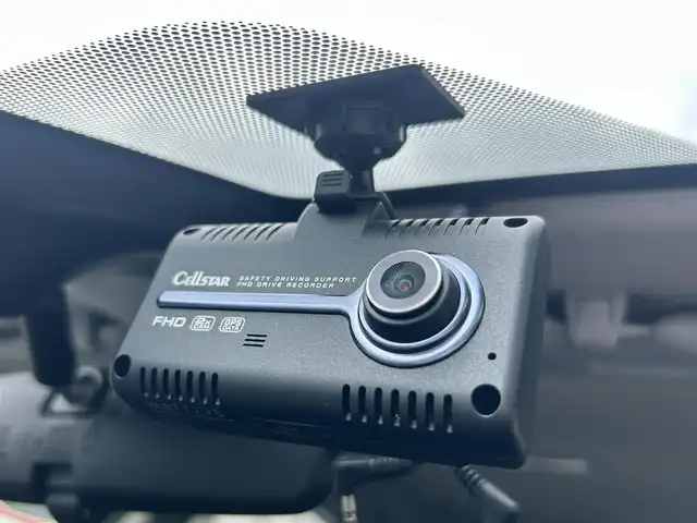 トヨタ アクア S 静岡県 2020(令2)年 1.5万km ジュエリーパープルマイカM トヨタセーフティセンス/純正SDナビ/・ワンセグ/CD/Bluetooth/全周囲カメラ/前後ドライブレコーダー/ビルトインETC/オートライト/スマートキー/・プッシュスタート/ウインカーミラー/純正フロアマット/ドアバイザー/電動格納ミラー/PKSB