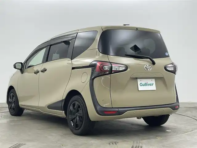 トヨタ シエンタ G グランパー 岡山県 2020(令2)年 6.6万km ベージュ パノラミックビューモニター/プリクラッシュセーフティ/純正SDナビ/【Bluetooth/フルセグTV/DVD/CD】/両側パワースライド/ビルトインＥＴＣ/ＬＥＤヘッドライト＆LEDフォグランプ/オートハイビーム/オートライト/純正ドライブレコーダー（前）/アイドリングストップ/純正フロアマット/踏み間違い防止/レーンアシスト/横滑り防止/ISOFIX/ステアリングスイッチ/チルトステアリング/シートリフター/純正ドアバイザー/保証書/取扱説明書/ナビ取扱説明書/ドライブレコーダー取扱説明書