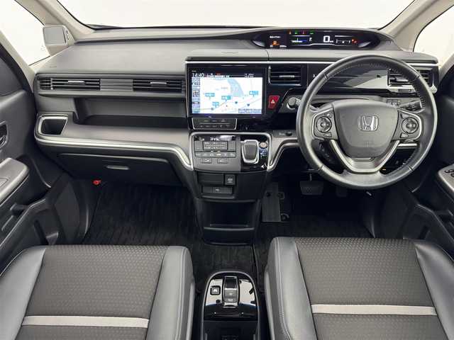 ホンダ ステップワゴン スパーダ eHEV G EXホンダS 福岡県 2020(令2)年 7.4万km プレミアムスパークルブラックパール ワンオーナー　/純正１１．６型後席モニター　/純正１０型ナビ　/バックカメラ　/ビルトインＥＴＣ２．０　/わくわくゲート　/前方ドラレコ　/アダプティブクルコン　/ホンダセンシング　/衝突軽減ブレーキ　/レーンキープ　/両側電動スライドドア　/ハーフレザーシート　/シートヒーター　/コンフォートビューパッケージ　/パフォーマンスダンパー
