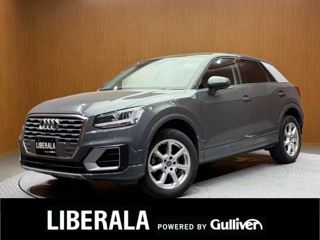 アウディ Ｑ２ ハッシュタグ アニバーサリーリミテッド 千葉県 2018(平30)年 2.7万km グレーＭ 限定車　/ナビゲーションＰＫＧ　/アシスタンスＰＫＧ　/バーチャルコックピット　/ＡＣＣ　/電動リアゲート　/ＬＥＤヘッドライト　/ハイビームアシスト　　/シートＨ　　/ＣａｒＰｌａｙ　/衝突軽減Ｂ　/ＢＳＭ　/ＬＫＡ