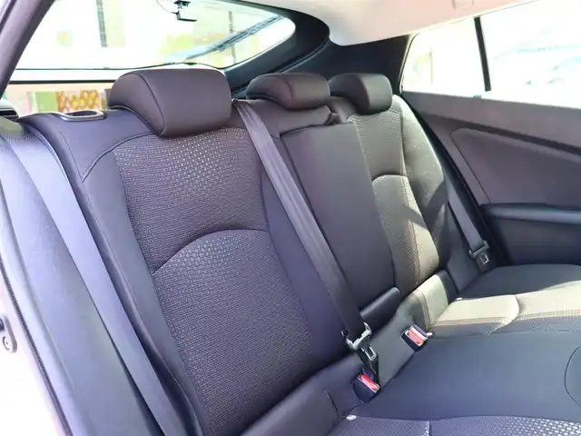 トヨタ プリウス SセーフティプラスⅡ 福島県 2022(令4)年 0.7万km シルバーM  ワ ン オ ー ナ ー/ 純 正 デ ィ ス プ レ イ オ ー デ ィ オ/ 全 方 位 カ メ ラ/ ク ル ー ズ コ ン ト ロ ー ル/ ド ラ イ ブ レ コ ー ダ ー（F・R）/ ス マ ー ト キ ー/ ト ヨ タ セ ー フ テ ィ/ 純 正 L E D ヘ ッ ド ラ イ ト/ 純 正 フ ォ グ ラ ン プ/ 純 正 １ ５ イ ン チ ア ル ミ ホ イ ル/ ブ ラ イ ン ド ス ポ ッ ト モ ニ タ ー/ 新　車　保　証　書/ 取　扱　説　明　書