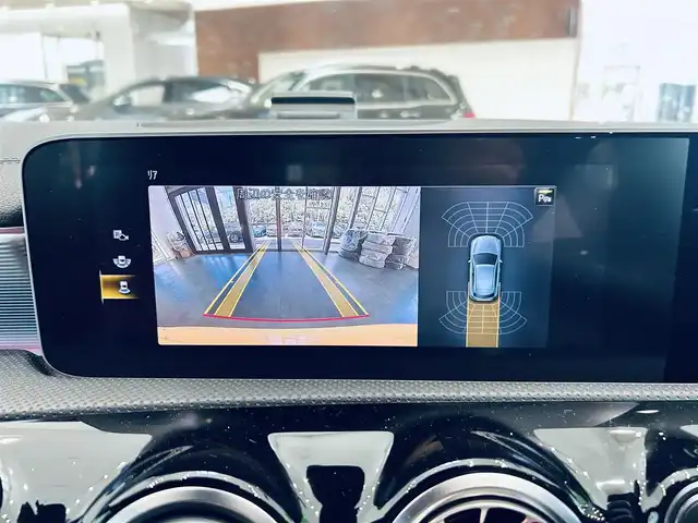 メルセデス・ベンツ Ａ２００ｄ AMGライン 大阪府 2020(令2)年 5.6万km サンイエロー レーダーセーフティP/赤黒革/メモリ付きパワーシート/シートヒーター/純正ナビ/TV/バックカメラ/ACC/純正18インチAW/LEDヘッドライト/アンビエントライト/ブラインドスポット/ワイヤレス充電