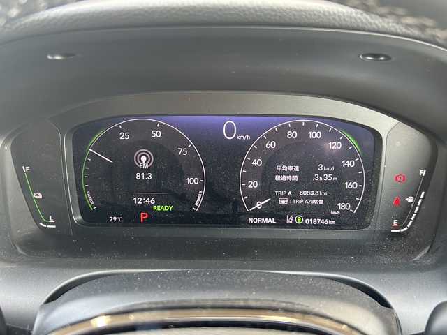 ホンダ ＺＲ－Ｖ ハイブリッド e:HEV Z 静岡県 2023(令5)年 1.9万km プラチナホワイトパール 純正ディスプレイオーディオ/・Bluetooth/・フルセグＴＶ/・ＵＳＢ/・スマホ連携/主要装備/・BOSEプレミアムサウンド/・衝突軽減/・レーンキープ/・追従クルコン/・コーナーセンサー前後/・全方位カメラ/・BSM/・パワーバックドア/・ワイヤレス充電/・ETC2.0/・レザーシート/・パワーシート/・シートヒーター/・ハンドルヒーター/・純正フロアマット/・純正アルミホイール