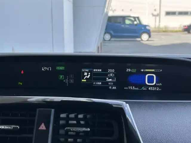 トヨタ プリウス S 静岡県 2020(令2)年 4.6万km アティチュードブラックマイカ 後期型/トヨタセーフティセンス/ケンウッドナビ/ＢＴオーディオ/ＣＤ再/バックカメラ/ＥＴＣ/ドアバイザー/レーダークルーズ/ＰＫＳＢ/ＬＥＤヘッドライト/ボンネット＆ルーフラッピング済み/スマートキー２本