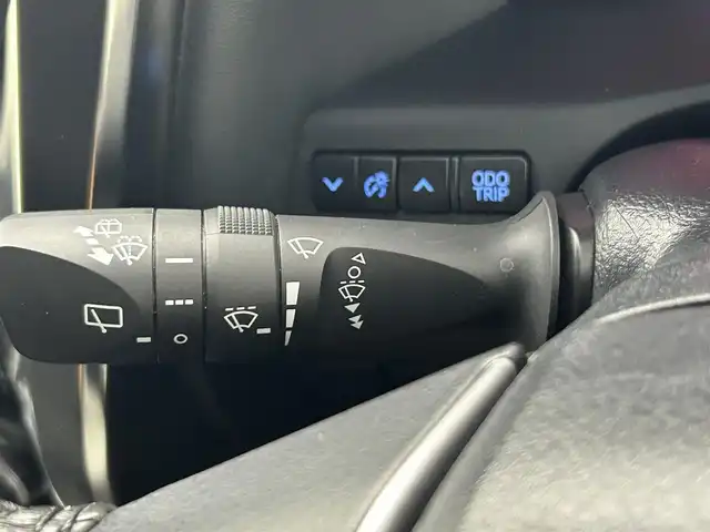 トヨタ アルファード S タイプゴールド 熊本県 2021(令3)年 3.9万km ホワイトパールクリスタルシャイン サンルーフ　/純正ナビ（ＣＤ・ＤＶＤ・フルセグ・ＢＴ）/純正12.1型フリップダウンモニター/バックカメラ　/ビルトインＥＴＣ　/両側パワースライドドア　/前後クリアランスソナー　/パワーバックドア　/デジタルインナーミラー　/トヨタセーフティーセンス/・プリクラッシュセーフティ/・レーンキープアシスト/・ブラインドスポットモニター/・リアクロストラフィックアラート/・駐車時支援パーキングサポートシステム/・ロードサインアシスト/・アダブティブクルーズコントロール/・オートハイビーム/横滑り防止/電動パーキングブレーキ/ブレーキホールド/ハーフレザーシート/社外フロアマット/純正１８インチAW/オートライト/LEDヘッドライト/フォグライト/スマートキー/プッシュスタート/保証書/取扱説明書