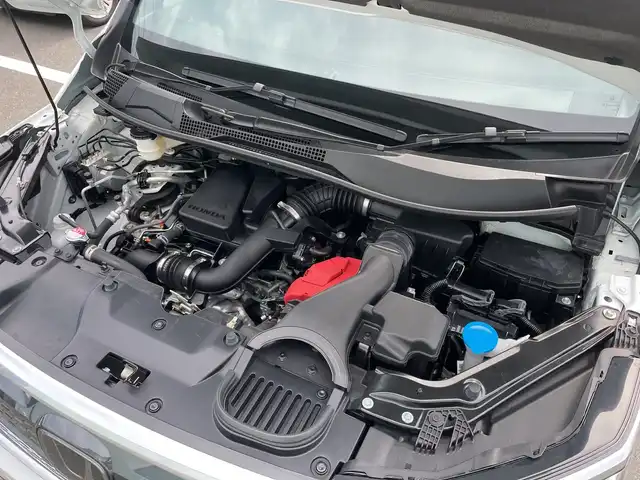 ホンダ ステップワゴン スパーダ プレミアムライン 神奈川県 2022(令4)年 2.6万km プラチナホワイトパール 純正ナビ11.4インチ/CD/DVD/Blueearth/全方位カメラ/電動リアゲート/ETC/パドルシフト/両側パワースライドドア/シートヒーター/ドアバイザー/BSM/ドライブレコーダー前後/ハーフレザーシート/スペアーキー/USB端子