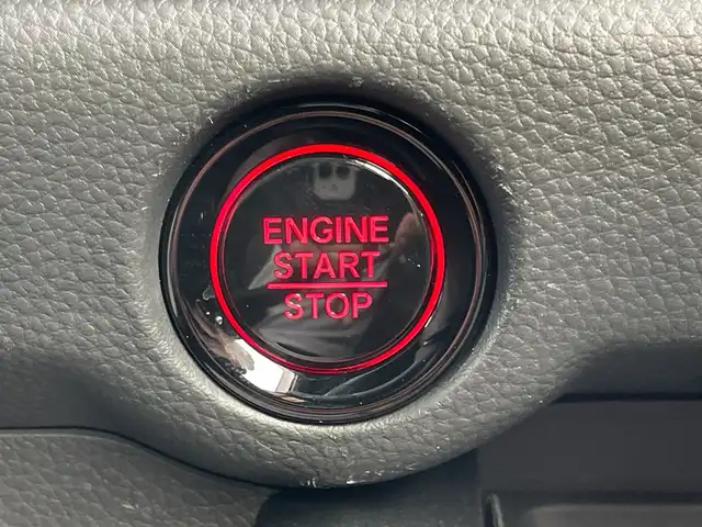 ホンダ ステップワゴン スパーダ プレミアムライン 神奈川県 2022(令4)年 2.6万km プラチナホワイトパール 純正ナビ11.4インチ/CD/DVD/Blueearth/全方位カメラ/電動リアゲート/ETC/パドルシフト/両側パワースライドドア/シートヒーター/ドアバイザー/BSM/ドライブレコーダー前後/ハーフレザーシート/スペアーキー/USB端子