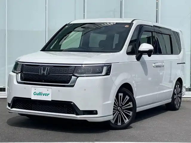 ホンダ ステップワゴン スパーダ プレミアムライン 神奈川県 2022(令4)年 2.6万km プラチナホワイトパール 純正ナビ11.4インチ/CD/DVD/Blueearth/全方位カメラ/電動リアゲート/ETC/パドルシフト/両側パワースライドドア/シートヒーター/ドアバイザー/BSM/ドライブレコーダー前後/ハーフレザーシート/スペアーキー/USB端子