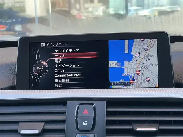 ＢＭＷ ３２０ｉ グランツーリスモ Mスポーツ 鹿児島県 2015(平27)年 8.2万km 白 禁煙車/純正ナビ/Bluetooth/CD/DVD/バックカメラ/ETC/USB入力端子/パワーシート/ドライブレコーダー/社外フロアマット/横滑り防止装置/レーンキープアシスト/オートライト/保証書/取扱説明書