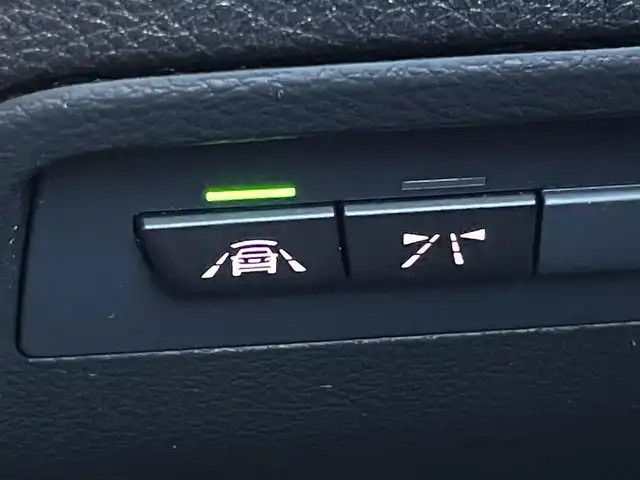 ＢＭＷ ３２０ｉ グランツーリスモ Mスポーツ 鹿児島県 2015(平27)年 8.2万km 白 禁煙車/純正ナビ/Bluetooth/CD/DVD/バックカメラ/ETC/USB入力端子/パワーシート/ドライブレコーダー/社外フロアマット/横滑り防止装置/レーンキープアシスト/オートライト/保証書/取扱説明書