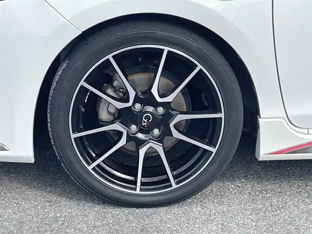 トヨタ アクア G G’s 佐賀県 2015(平27)年 12.4万km ライムホワイトパールクリスタルシャイン こちらは現金またはオートローンご利用時の価格です/自社ローンご希望の方は別途その旨お申付け下さい/禁煙車　/ライムホワイト　/専用フロントバンパー　/専用ＬＥＤライト　/専用シート　/専用１７インチアルミ　/純正ナビ ＴＶ ＢＴオーディオ ＤＶＤ ＣＤ　/バックカメラ　/ビルトインＥＴＣ