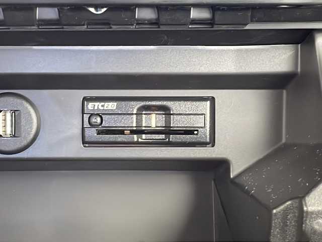 スズキ ソリオ バンディット HV MV 愛知県 2023(令5)年 1.5万km グリッターバイオレットパール 純正9型ディスプレイオーディオナビ/全方位カメラ/片側パワースライド/レーダークルーズコントロール/シートヒーター/バックカメラ/ヘッドアップディスプレイ/コーナーセンサー/純正アルミホイール/オートマチックハイビーム/ドライブレコーダー/衝突軽減システム/フルセグ/CD DVD/Bluetooth/ステアリングスイッチ/スマートキー/プッシュスタート