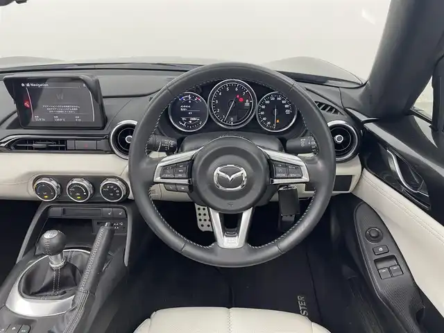 マツダ ロードスター S レザーPKG ホワイトセレクション 埼玉県 2021(令3)年 2.3万km マシーングレープレミアムM 純正ナビ/ CD DVD 地デジTV Bluetooth/バックカメラ/スマートシティーブレーキサポート/レーンキープアシスト/クルーズコントロール/クリアランスソナー /ホワイトナッパレザーシート/シートヒーター /LEDオートライト/ETC