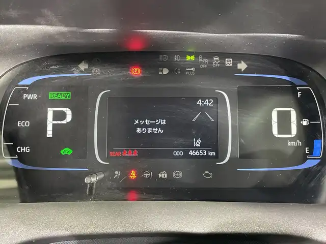 トヨタ アクア G 福岡県 2021(令3)年 4.7万km プラチナホワイトパールマイカ 禁煙車/純正ディスプレイオーディオ/・AM/FM/BT/フルセグTV/・バックモニター/トヨタセーフティセンス/前方ドライブレコーダー/ETC/AC100V/スマートキー/・プッシュスタート/ステアリングリモコン/純正フロアマット