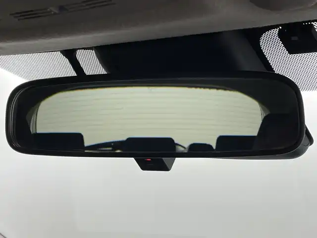 トヨタ アクア G 福岡県 2021(令3)年 4.7万km プラチナホワイトパールマイカ 禁煙車/純正ディスプレイオーディオ/・AM/FM/BT/フルセグTV/・バックモニター/トヨタセーフティセンス/前方ドライブレコーダー/ETC/AC100V/スマートキー/・プッシュスタート/ステアリングリモコン/純正フロアマット