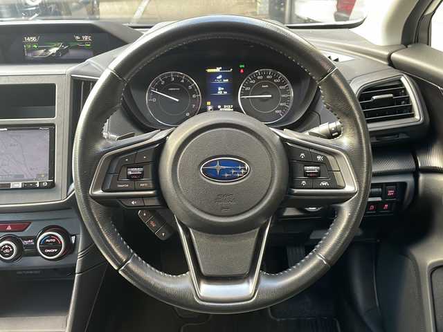 スバル インプレッサ スポーツ 1．6i－Lアイサイト 広島県 2018(平30)年 6.1万km クリスタルホワイトP 禁煙車/アイサイト/・プリクラッシュブレーキ/・アダプティブクルーズコントロール/・車線逸脱抑制/コーナーセンサー/ヒルスタートアシスト/社外ナビ（AVIC-RZ501）/・DTV/CD/DVD/SD/Bluetooth/バックカメラ/革巻きステアリング/ステアリングスイッチ/パドルシフト/オートライト/LEDヘッドライト/SRH/フォグランプ/電動パーキングブレーキ/ETC/ドライブレコーダー/ドアバイザー/純正16インチアルミホイール/W+サイド+カーテンエアバック