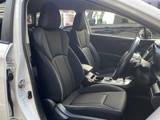 スバル インプレッサ スポーツ 1．6i－Lアイサイト 広島県 2018(平30)年 6.1万km クリスタルホワイトP 禁煙車/アイサイト/・プリクラッシュブレーキ/・アダプティブクルーズコントロール/・車線逸脱抑制/コーナーセンサー/ヒルスタートアシスト/社外ナビ（AVIC-RZ501）/・DTV/CD/DVD/SD/Bluetooth/バックカメラ/革巻きステアリング/ステアリングスイッチ/パドルシフト/オートライト/LEDヘッドライト/SRH/フォグランプ/電動パーキングブレーキ/ETC/ドライブレコーダー/ドアバイザー/純正16インチアルミホイール/W+サイド+カーテンエアバック