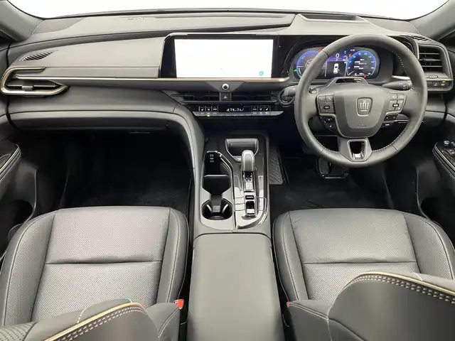 トヨタ クラウン スポーツ Z 宮城県 2024(令6)年 0.4万km プレシャスホワイトパール 純正コネクティッドナビ/パノラミックビューモニター/トヨタチームメイト/デジタルインナーミラー/アダプティブクルーズコントロール/ブラインドスポットモニター/プロドライビングアシスト/AC100Vアクセサリコンセント/ワイヤレス充電器/パーキングサポートブレーキ/クリアランスソナー/セーフティセンス/ETC2.0/内蔵ドライブレコーダー/シートヒーター/ベンチレーション/パワーバックドア/フルセグTV/スマートフォン連携/禁煙車