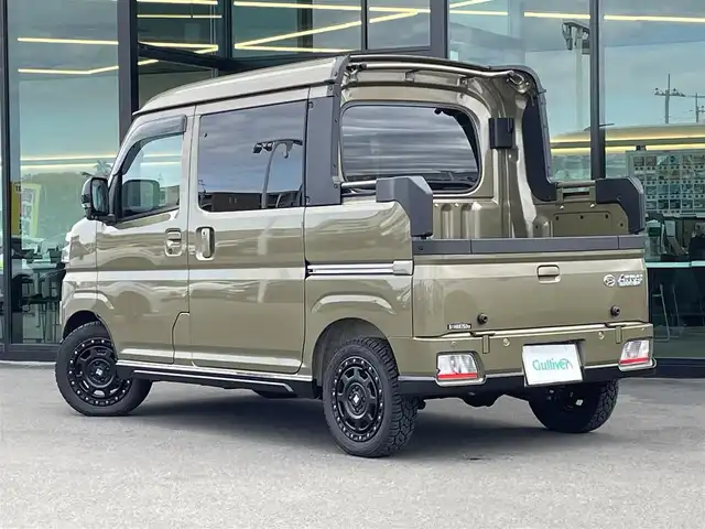 ダイハツ アトレー バン デッキバン 東京都 2025(令7)年 0.3万km オフビートカーキM ディスプレイオーディオ/（BT/CarAVAssist/AndroidAuto)/スマートアシスト/・アダプティブクルーズコントロール/・レーンキープコントロール/・先行車発進お知らせ/・衝突回避支援ブレーキ機能/・誤発進抑制制御機能/・ふらつき警報/両側パワースライド/リアサーキュレーター/MLJ社製XTREME-Jホイール/純正フロアマット/デジタルインナーミラー型ドライブレコーダー（前/後）