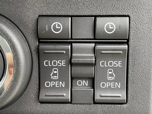 ダイハツ アトレー バン デッキバン 東京都 2025(令7)年 0.3万km オフビートカーキM ディスプレイオーディオ/（BT/CarAVAssist/AndroidAuto)/スマートアシスト/・アダプティブクルーズコントロール/・レーンキープコントロール/・先行車発進お知らせ/・衝突回避支援ブレーキ機能/・誤発進抑制制御機能/・ふらつき警報/両側パワースライド/リアサーキュレーター/MLJ社製XTREME-Jホイール/純正フロアマット/デジタルインナーミラー型ドライブレコーダー（前/後）