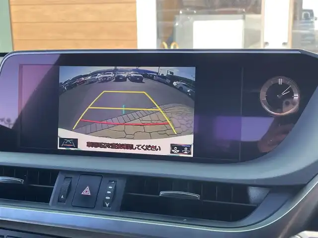 レクサス ＥＳ 300h Fスポーツ 宮崎県 2019(平31)年 7.1万km ホワイトノーヴァガラスフレーク メモリナビ/フルセグテレビ/バックカメラ/ウィンカーミラー/レーダークルーズコントロール/サンルーフ/ETC/レザーシート/パワーシート/シートヒーター/ベンチレーション/三眼LEDライト/純正19インチアルミホイール/純正フロアマット