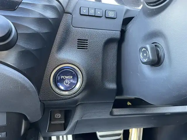 レクサス ＥＳ 300h Fスポーツ 宮崎県 2019(平31)年 7.1万km ホワイトノーヴァガラスフレーク メモリナビ/フルセグテレビ/バックカメラ/ウィンカーミラー/レーダークルーズコントロール/サンルーフ/ETC/レザーシート/パワーシート/シートヒーター/ベンチレーション/三眼LEDライト/純正19インチアルミホイール/純正フロアマット