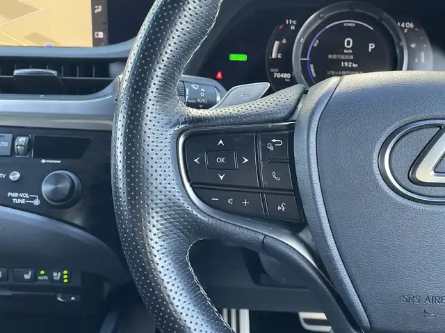 レクサス ＥＳ 300h Fスポーツ 宮崎県 2019(平31)年 7.1万km ホワイトノーヴァガラスフレーク メモリナビ/フルセグテレビ/バックカメラ/ウィンカーミラー/レーダークルーズコントロール/サンルーフ/ETC/レザーシート/パワーシート/シートヒーター/ベンチレーション/三眼LEDライト/純正19インチアルミホイール/純正フロアマット