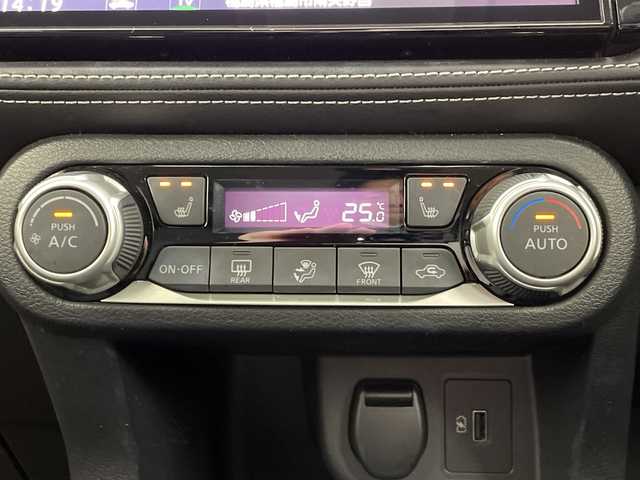 日産 キックス X 福島県 2021(令3)年 6万km ブリリアントホワイトパール /禁煙車//アラウンドビューモニター//デジタルインナーミラー//純正９型ナビ/CD・DVD・BT・MSV・USB・フルセグTV//ＬＥＤライト//プロパイロット//ステアリングヒーター//シートヒーター//前後ドライブレコーダー//ルーフレール//ＴＶキャンセラー//ハーフレザーシート//電動パーキングブレーキ//フォグライト