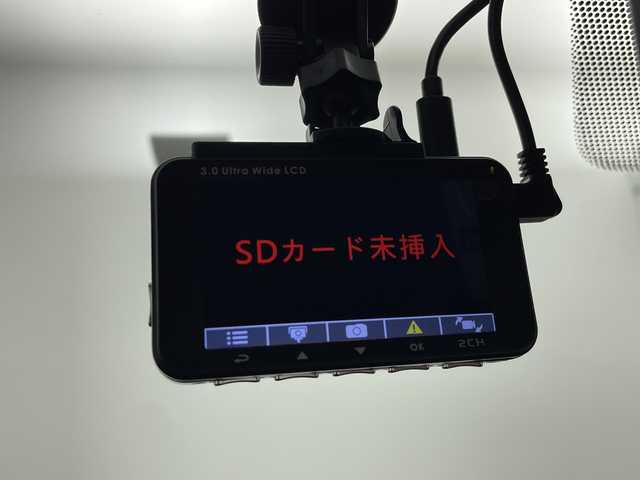 日産 キックス X 福島県 2021(令3)年 6万km ブリリアントホワイトパール /禁煙車//アラウンドビューモニター//デジタルインナーミラー//純正９型ナビ/CD・DVD・BT・MSV・USB・フルセグTV//ＬＥＤライト//プロパイロット//ステアリングヒーター//シートヒーター//前後ドライブレコーダー//ルーフレール//ＴＶキャンセラー//ハーフレザーシート//電動パーキングブレーキ//フォグライト