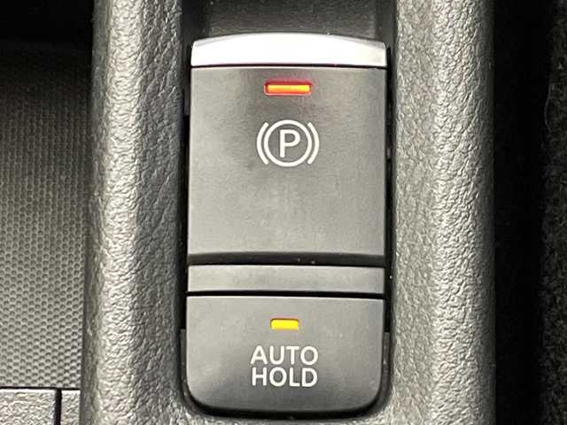 日産 キックス X 福島県 2021(令3)年 6万km ブリリアントホワイトパール /禁煙車//アラウンドビューモニター//デジタルインナーミラー//純正９型ナビ/CD・DVD・BT・MSV・USB・フルセグTV//ＬＥＤライト//プロパイロット//ステアリングヒーター//シートヒーター//前後ドライブレコーダー//ルーフレール//ＴＶキャンセラー//ハーフレザーシート//電動パーキングブレーキ//フォグライト