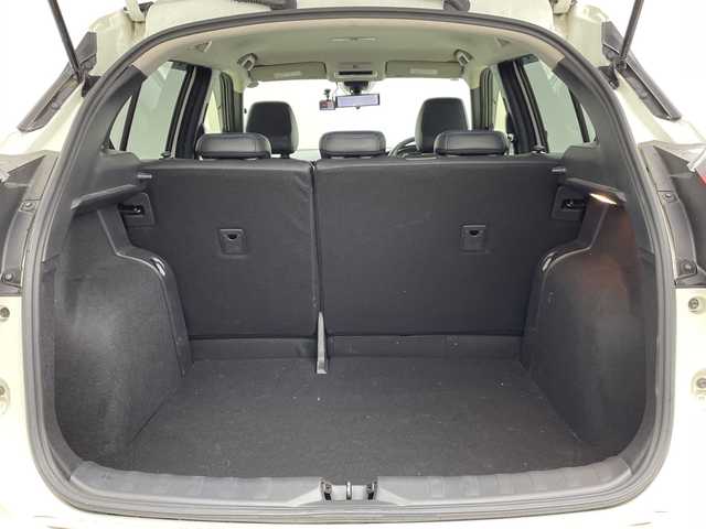 日産 キックス X 福島県 2021(令3)年 6万km ブリリアントホワイトパール /禁煙車//アラウンドビューモニター//デジタルインナーミラー//純正９型ナビ/CD・DVD・BT・MSV・USB・フルセグTV//ＬＥＤライト//プロパイロット//ステアリングヒーター//シートヒーター//前後ドライブレコーダー//ルーフレール//ＴＶキャンセラー//ハーフレザーシート//電動パーキングブレーキ//フォグライト