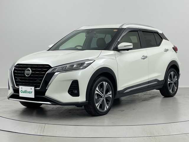 日産 キックス X 福島県 2021(令3)年 6万km ブリリアントホワイトパール /禁煙車//アラウンドビューモニター//デジタルインナーミラー//純正９型ナビ/CD・DVD・BT・MSV・USB・フルセグTV//ＬＥＤライト//プロパイロット//ステアリングヒーター//シートヒーター//前後ドライブレコーダー//ルーフレール//ＴＶキャンセラー//ハーフレザーシート//電動パーキングブレーキ//フォグライト