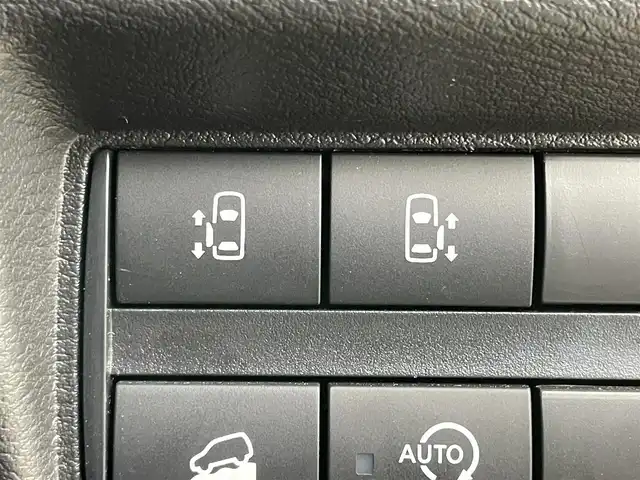 三菱 デリカミニ G プレミアム 岡山県 2024(令6)年 1.5万km ナチュラルアイボリーメタリック 純正9インチディスプレイオーディオ（AVIC-RQ720）/（Bluetooth/USB/Carplay/フルセグTV）/両側電動スライドドア/マイパイロット/デジタルインナーミラー/全方位カメラ/ステアリングヒーター/シートヒーター（運転席・助手席）/レーダークルーズコントロール/オートハイビーム/LEDヘッドライト/コーナーセンサー(前後)/ダウンヒルアシストコントロール/カーテンエアバック/社外フロアマット/純正15インチアルミ/ETC