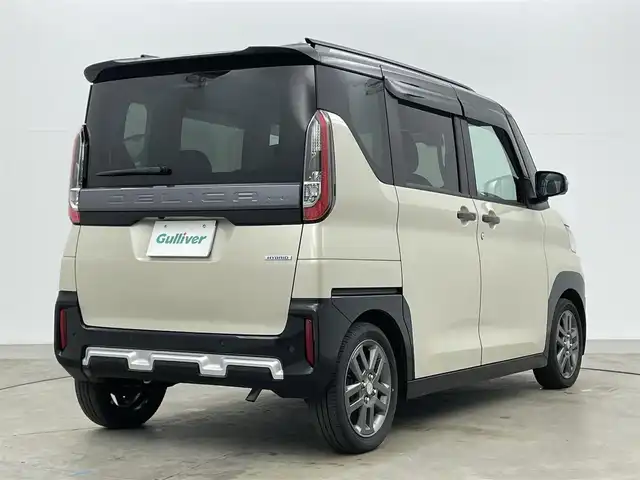 三菱 デリカミニ G プレミアム 岡山県 2024(令6)年 1.5万km ナチュラルアイボリーメタリック 純正9インチディスプレイオーディオ（AVIC-RQ720）/（Bluetooth/USB/Carplay/フルセグTV）/両側電動スライドドア/マイパイロット/デジタルインナーミラー/全方位カメラ/ステアリングヒーター/シートヒーター（運転席・助手席）/レーダークルーズコントロール/オートハイビーム/LEDヘッドライト/コーナーセンサー(前後)/ダウンヒルアシストコントロール/カーテンエアバック/社外フロアマット/純正15インチアルミ/ETC
