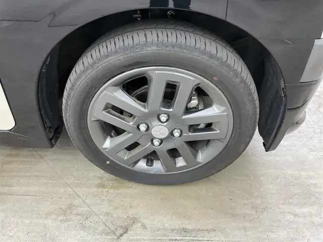 三菱 デリカミニ G プレミアム 岡山県 2024(令6)年 1.5万km ナチュラルアイボリーメタリック 純正9インチディスプレイオーディオ（AVIC-RQ720）/（Bluetooth/USB/Carplay/フルセグTV）/両側電動スライドドア/マイパイロット/デジタルインナーミラー/全方位カメラ/ステアリングヒーター/シートヒーター（運転席・助手席）/レーダークルーズコントロール/オートハイビーム/LEDヘッドライト/コーナーセンサー(前後)/ダウンヒルアシストコントロール/カーテンエアバック/社外フロアマット/純正15インチアルミ/ETC