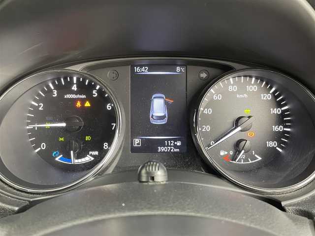 日産 エクストレイル ハイブリッド モードプレミア i ハイコントラストインテリア 道央・札幌 2018(平30)年 3.9万km ガーネットレッド ・4WD/・寒冷地仕様/・純正9インチナビ/　BT/CD/DVD/ブルーレイ/SD/USB/AUX/フルセグ/・アラウンドビューモニター/・純正ドライブレコーダー/・純正ビルトインETC/・GPSレーダー/・プロパイロット/・エマージェンシーブレーキ/・レーダークルーズコントロール/・レーンキープアシスト/・ダウンヒルアシストコントロール/・横滑り防止/・クリアランスソナー/・パワーバックドア/・モードプレミアレザーシート/・全席シートヒーター/・純正フロアマット/・ルーフレール/・LEDヘッドライト/・オートライト/・プッシュスタート/・スマートキー/・純正19インチAW/・社外AW付スタッドレス積込(225/60/R18)