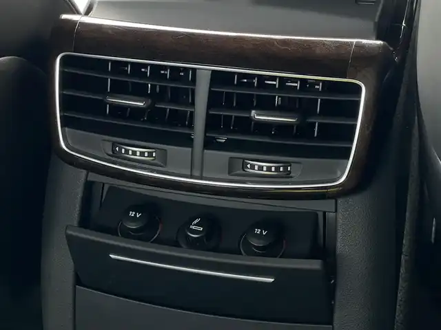 アウディ Ａ８ 3．0 TFSI クワトロ 山梨県 2015(平27)年 1.1万km 黒 純正MMIナビ/　（CD/DVD/Bluetooth/フルセグTV）/360°カメラ/SR/ACC/BSM/LKA/BOSE/黒革/シートヒーター/電動リアゲート/ETC/純正21インチAW